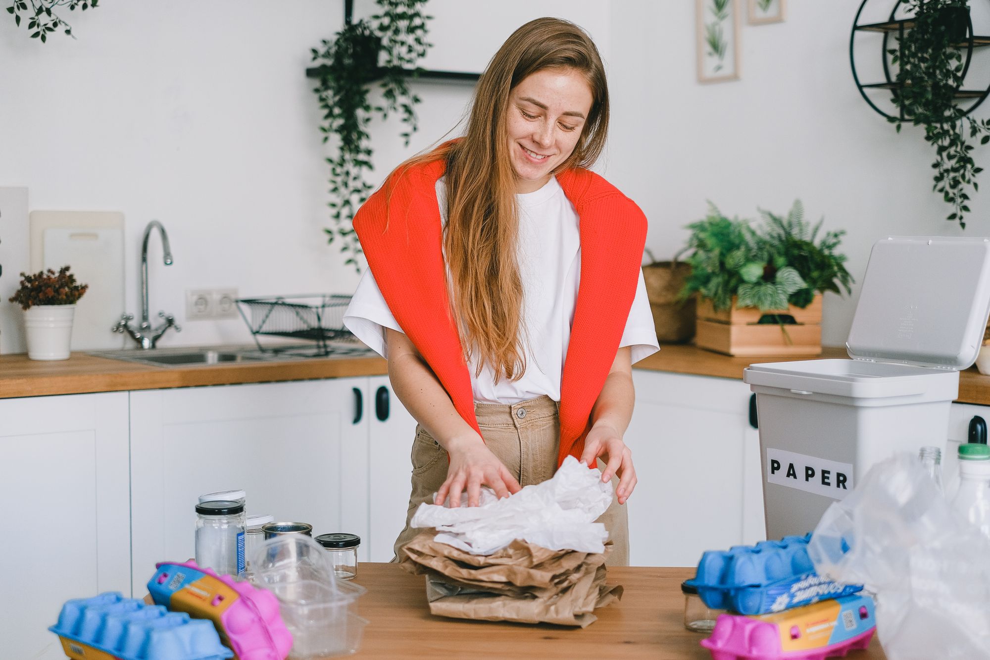 Conscious Consumerism: 10 Ways to Be a More Socially Conscious and Eco-Conscious Consumer