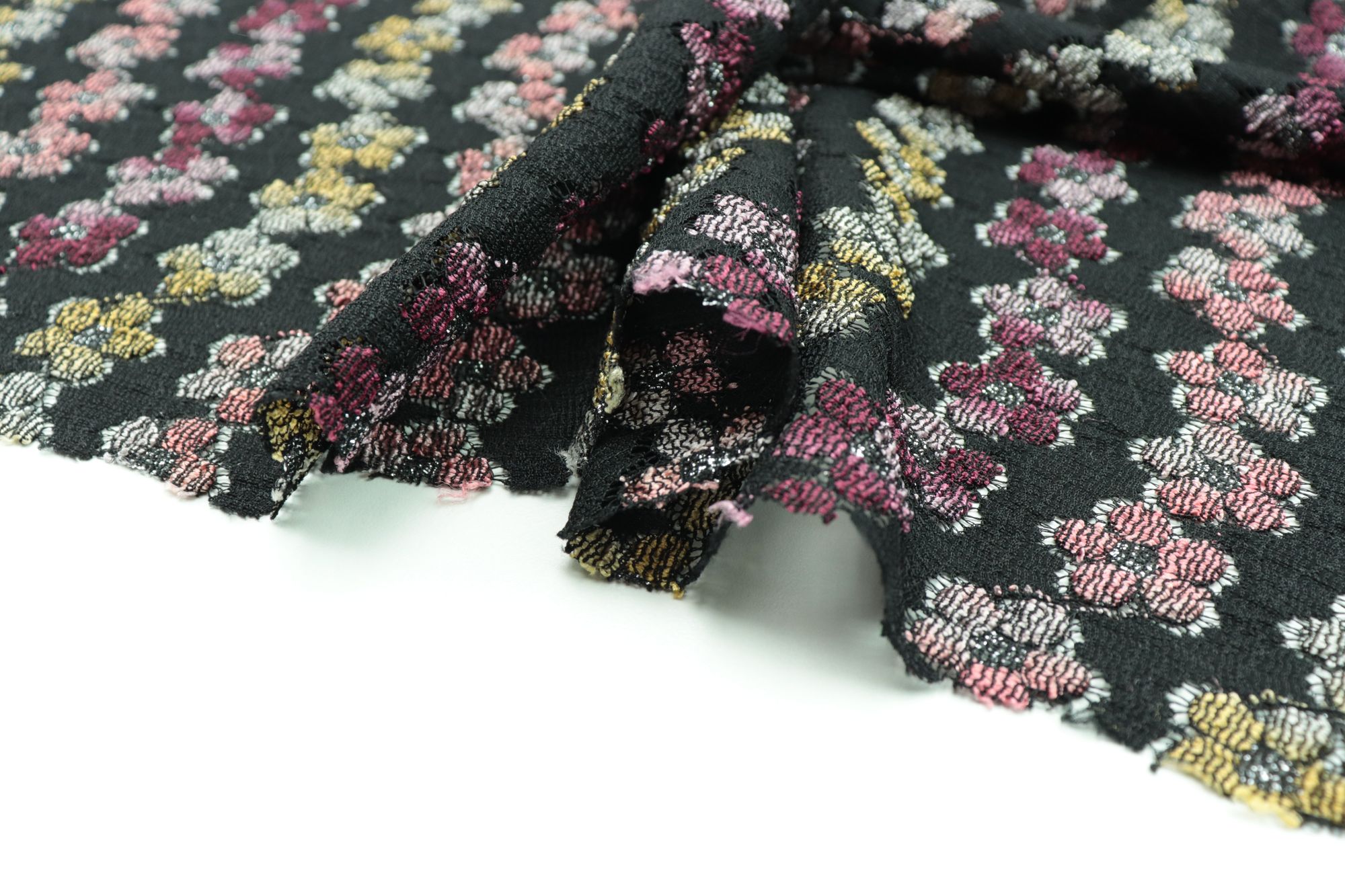What's The Difference Between Upcycled and Recycled Clothing?
