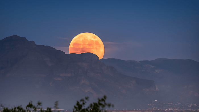 Why the Moon Looks Bigger, Brighter, or Blood Red: Astronomy Made Simple