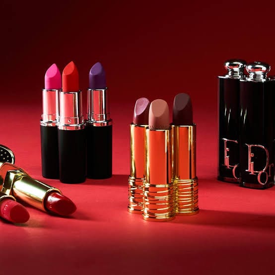 Lipstick Market Expands with Innovation in Sustainable and Long-Lasting Beauty Products