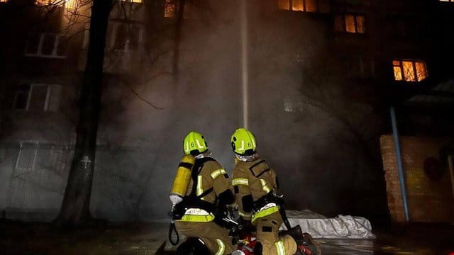 Russia continues massive air assault on Ukraine a second day, targeting energy infrastructure