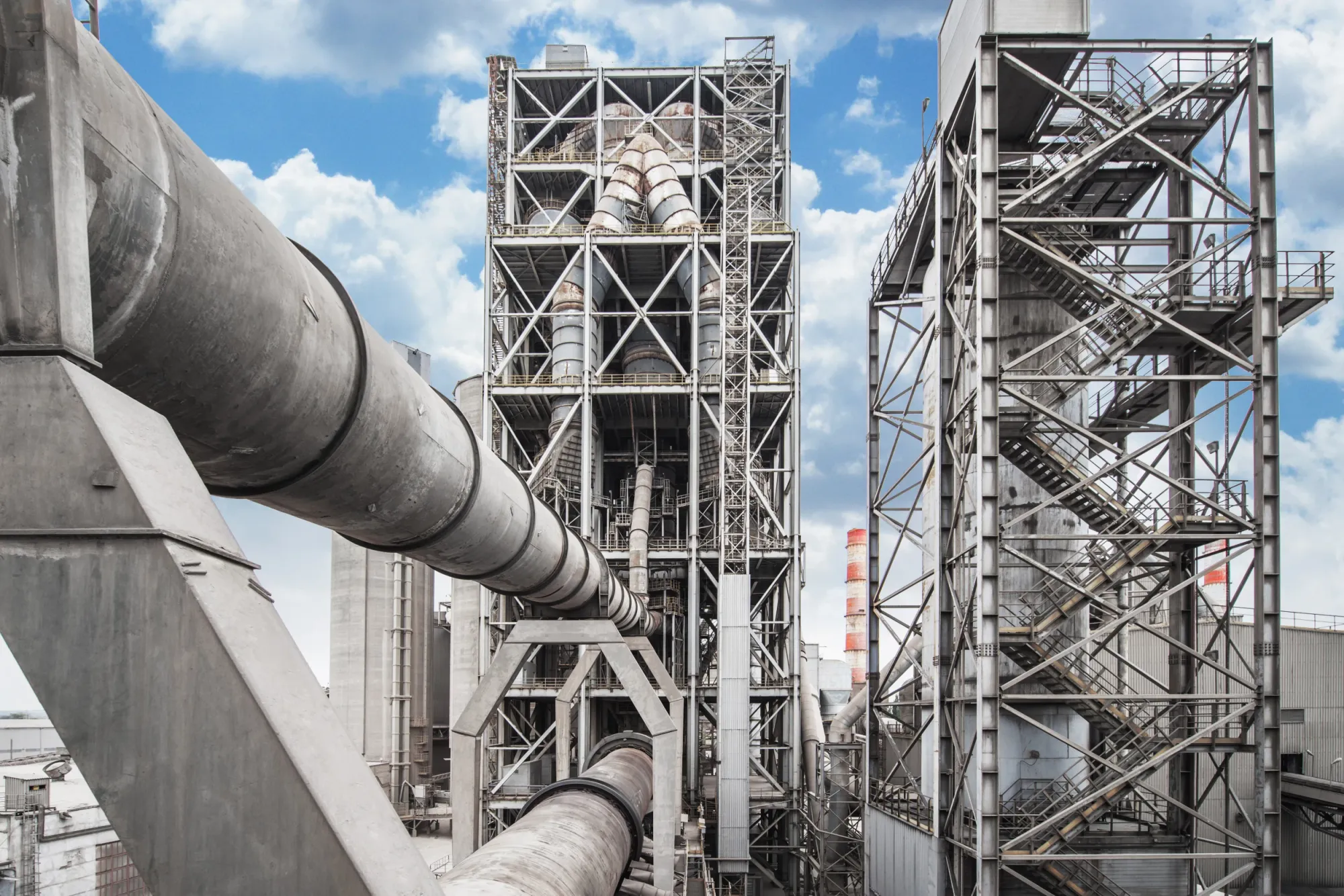 Ukrainian cement production jumps 24% YoY in H1 on reconstruction demand