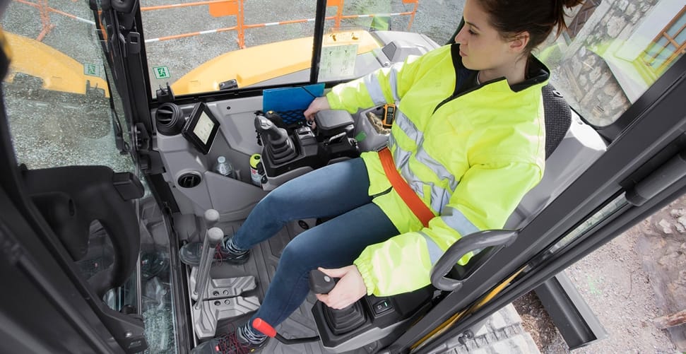 Volvo CE to teach Ukrainian women to operate excavators and wheel-loaders in Iron Woman program