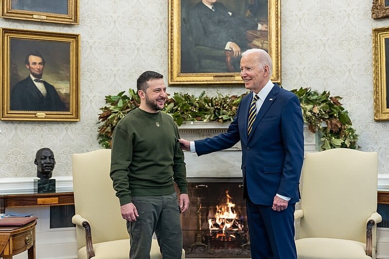 Biden plans $725 million weapons package for Ukraine, sources say