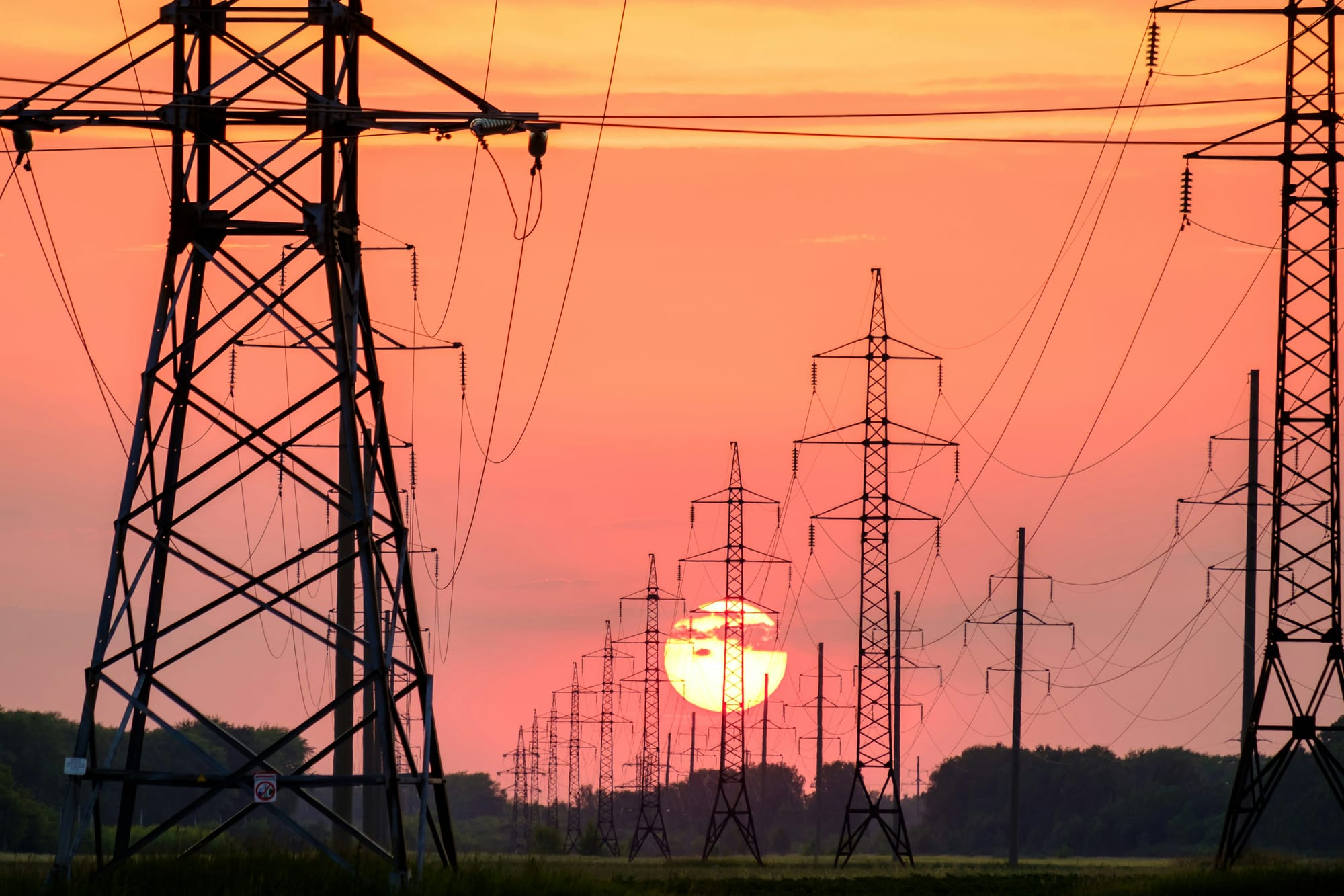 Ukrainian companies spent a record $670 million to import electricity last year, DiXi says