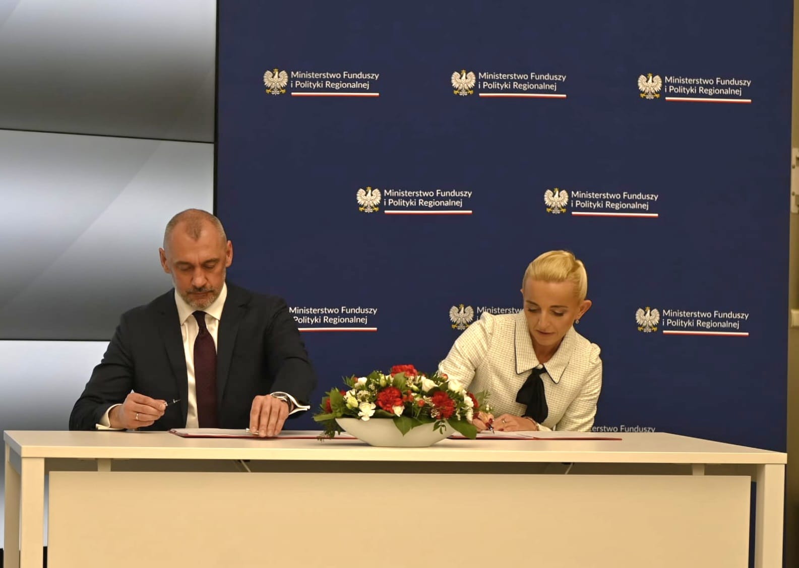 Polish development bank launches PLN 250 million loan program to back local firms joining Ukraine's reconstruction