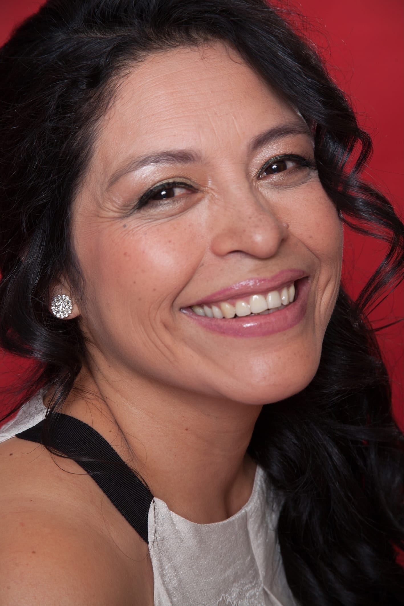 Lisbi Cuéllar: una presencia poderosa en  Ánimas, mascarada de espectros