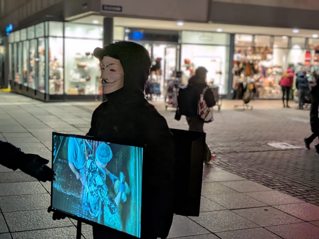 Sie zeigen stumm, was wir nicht ausgesprochen hören wollen