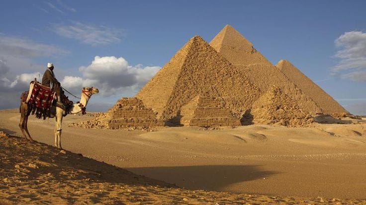 A Perfect Day in Cairo with ETB Tours Egypt: A Journey Through Time and Culture
