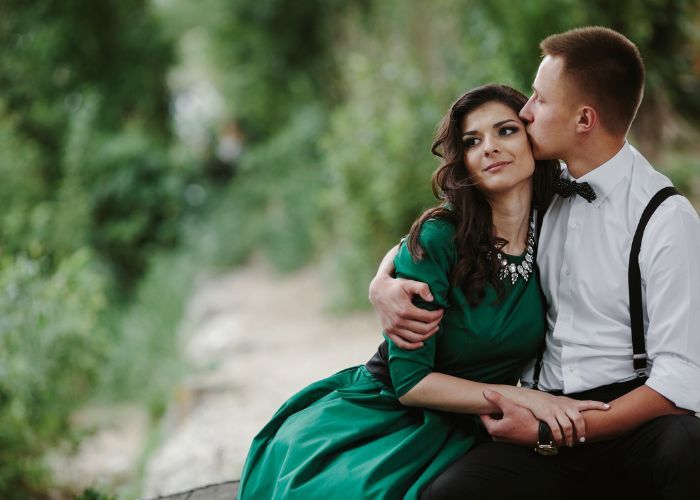 Elevate Your Pre-Wedding Photoshoot with Trending Props