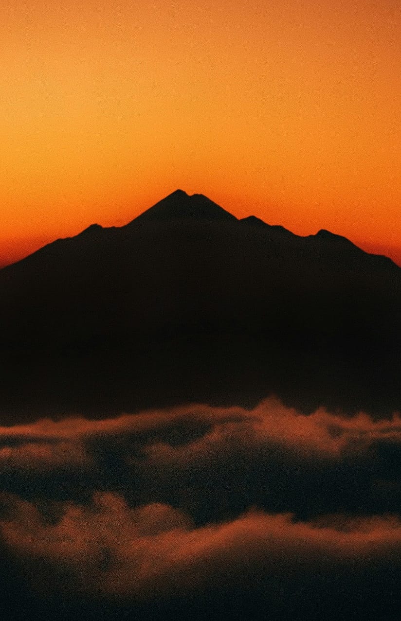 Sorcerer of Flamecap Spire - the Curse