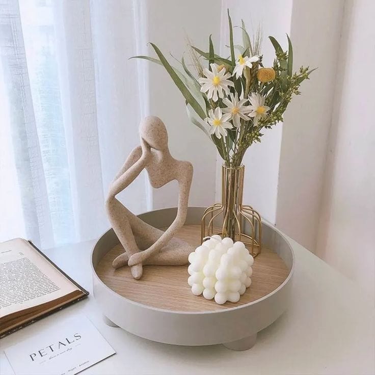 Less is more: A Beginner’s Guide To Becoming A Minimalist