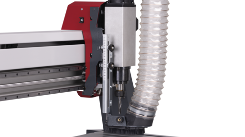 Diagramă tehnică arătând diverse configurații pentru capete de găurire multi-ax, cu burghie verticale, orizontale și fierăstrău de nut.