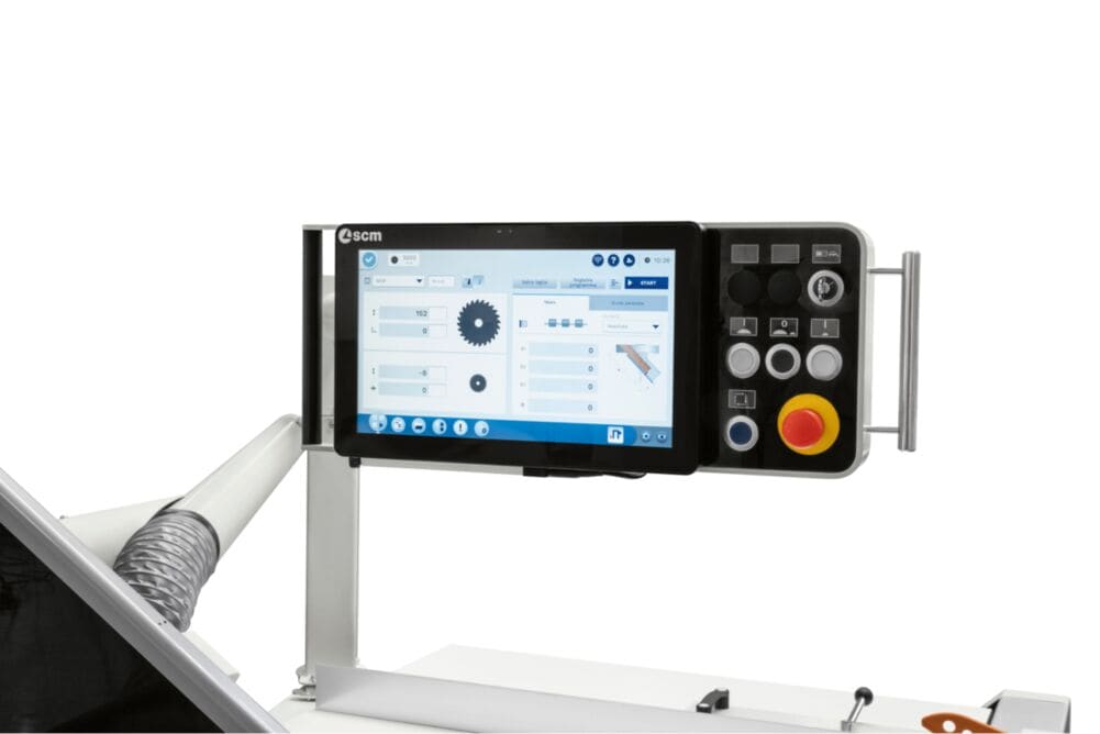 Panou de control tactil "Maestro active" (consola eye-S) al circularului de formatizat SCM class si 400ep, pentru programare intuitivă.