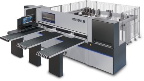 Fierăstrău de debitat în pachet (beam saw) Mayer kappa automatic 140, echipat cu mese cu perne de aer și masă de încărcare posterioară (lift table) pentru automatizare.