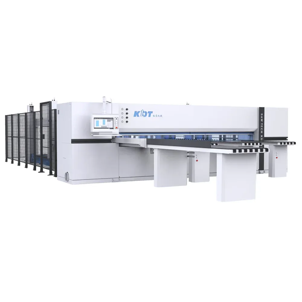 Fierăstrău de debitat în pachet (beam saw) industrial KDT KS-843HLM, cu masă de încărcare posterioară (lift table) și control CNC pentru producție de volum.