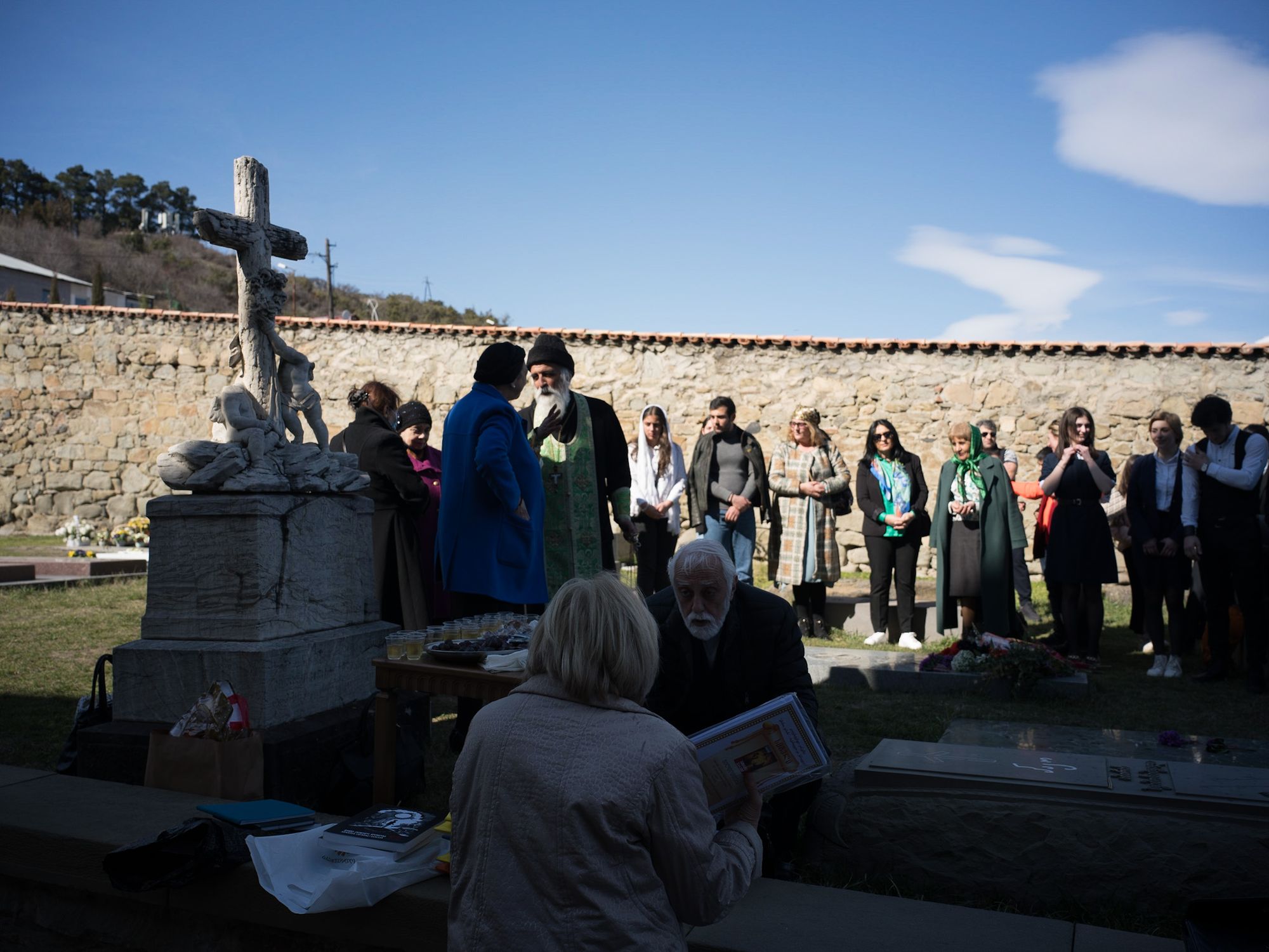Literary Awards at the grave of a famous poet