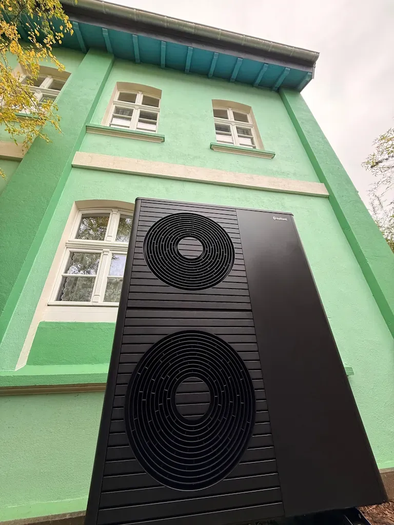 Nachhaltige Lösungen von NRG: Ein Altbau wird fit für die Zukunft #wärmepumpe