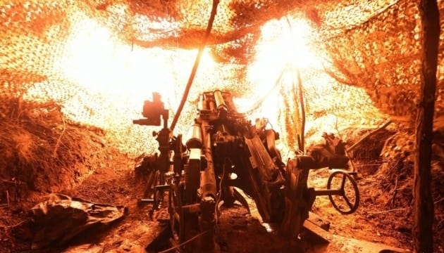 Der Krieg in der Ukraine: Langsame russische Geländegewinne und ukrainische Schläge ins Herz der russischen Wirtschaft