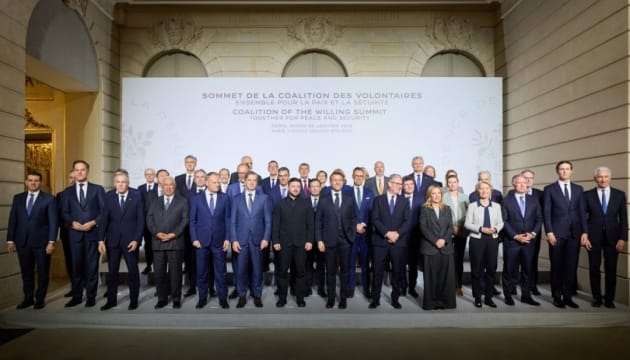 Diplomatie in Paris, Bombardements in der Ukraine