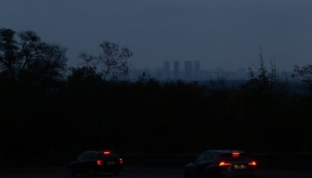 Eisiger Blackout-Winter: Ukraine kämpft gegen Dunkelheit, Kälte und blockierte Friedenssignale