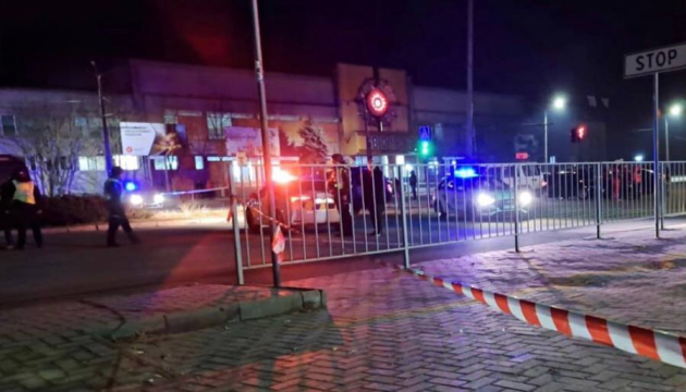 Sieben Polizisten bei Explosion in Mykolajiw verletzt – Ermittlungen als Terrorakt