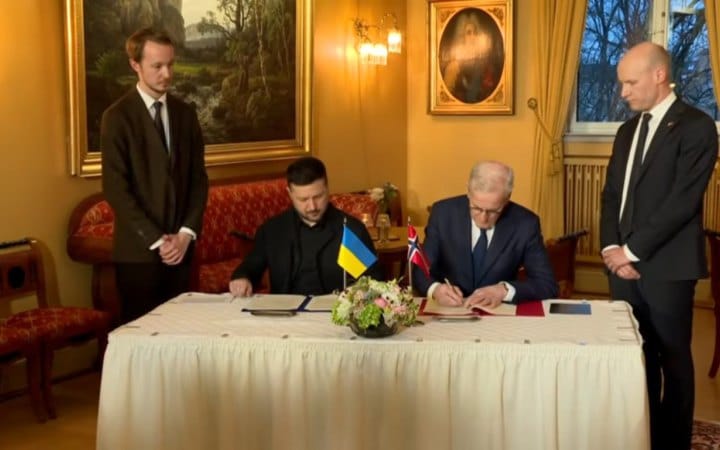 Ukraine und Norwegen unterzeichnen Verteidigungspartnerschaft — Selenskyj setzt Europatour nach Oslo fort
