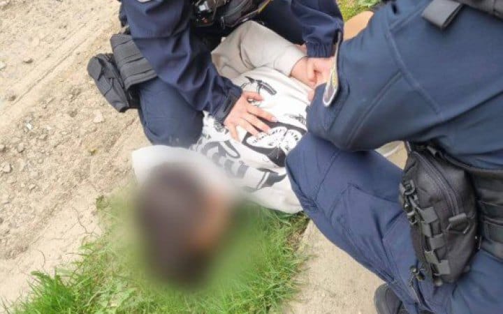 Manipuliert per Messenger: Jugendlicher schießt in ukrainischer Schule — Terrorermittlung eingeleitet