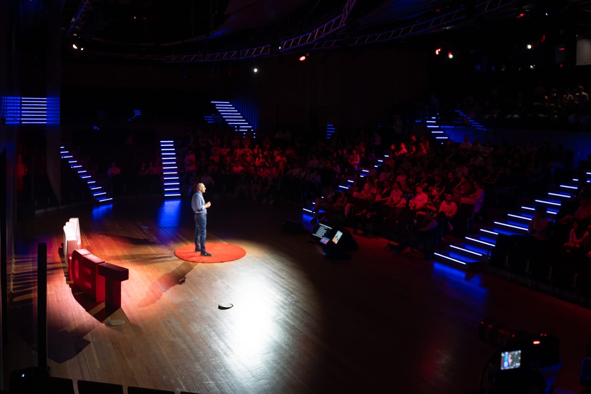 Il mio intervento al TEDxNTUA: "Navigating our future with AI ethics" è ora online