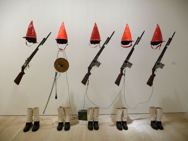 War of Java, Do you Remember? by Jompet Kuswidananto. Photo by Momardi