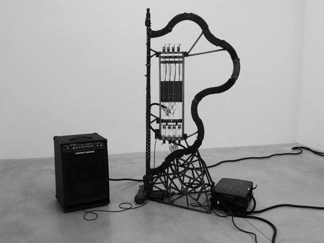 Pedro Reyes. Disarm Harpanet 2013. Metal Pedro Reyes_Disarm_Harpanet