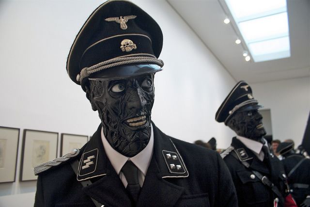 Jake or Dinos Chapman at the White Cube Mason´s Yard. Photo by Elias Daniel