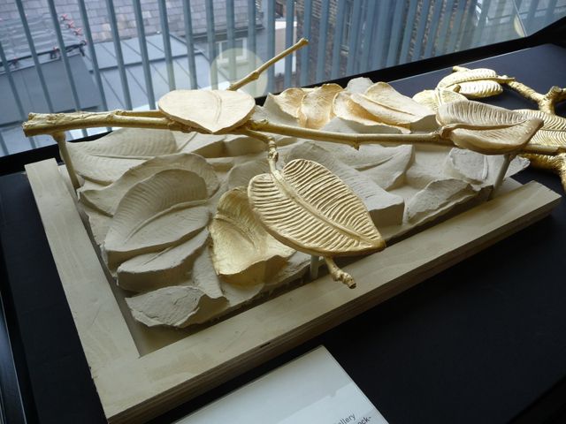 The proposed adornment for the frieze
