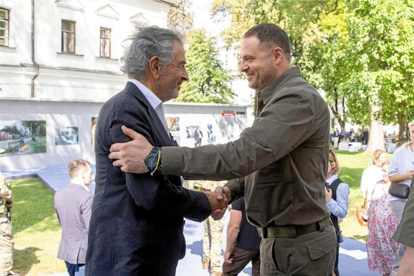 « Média fiables » : BHL–Yermak : anatomie d’une mystification