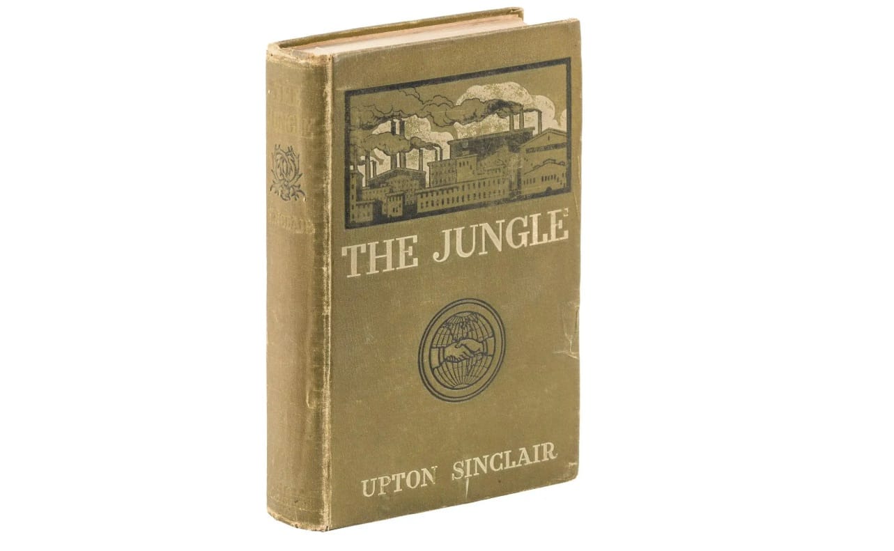 Le livre  «La jungle» - Upton Sinclair