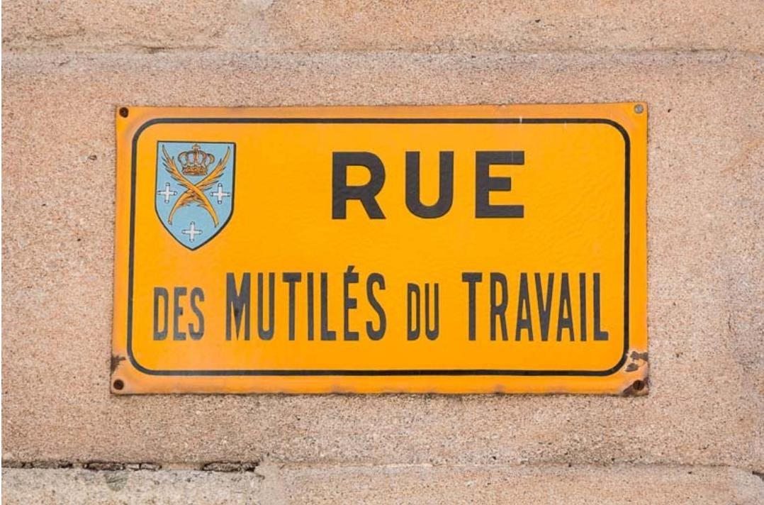 Les morts nouveaux sont arrivés