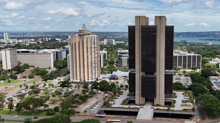 Le Brésil avance vers la dédollarisation en intégrant le yuan à sa dette publique