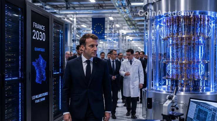 Quantique et semi-conducteurs : 1,55 milliard d’euros de plus annoncé par Macron