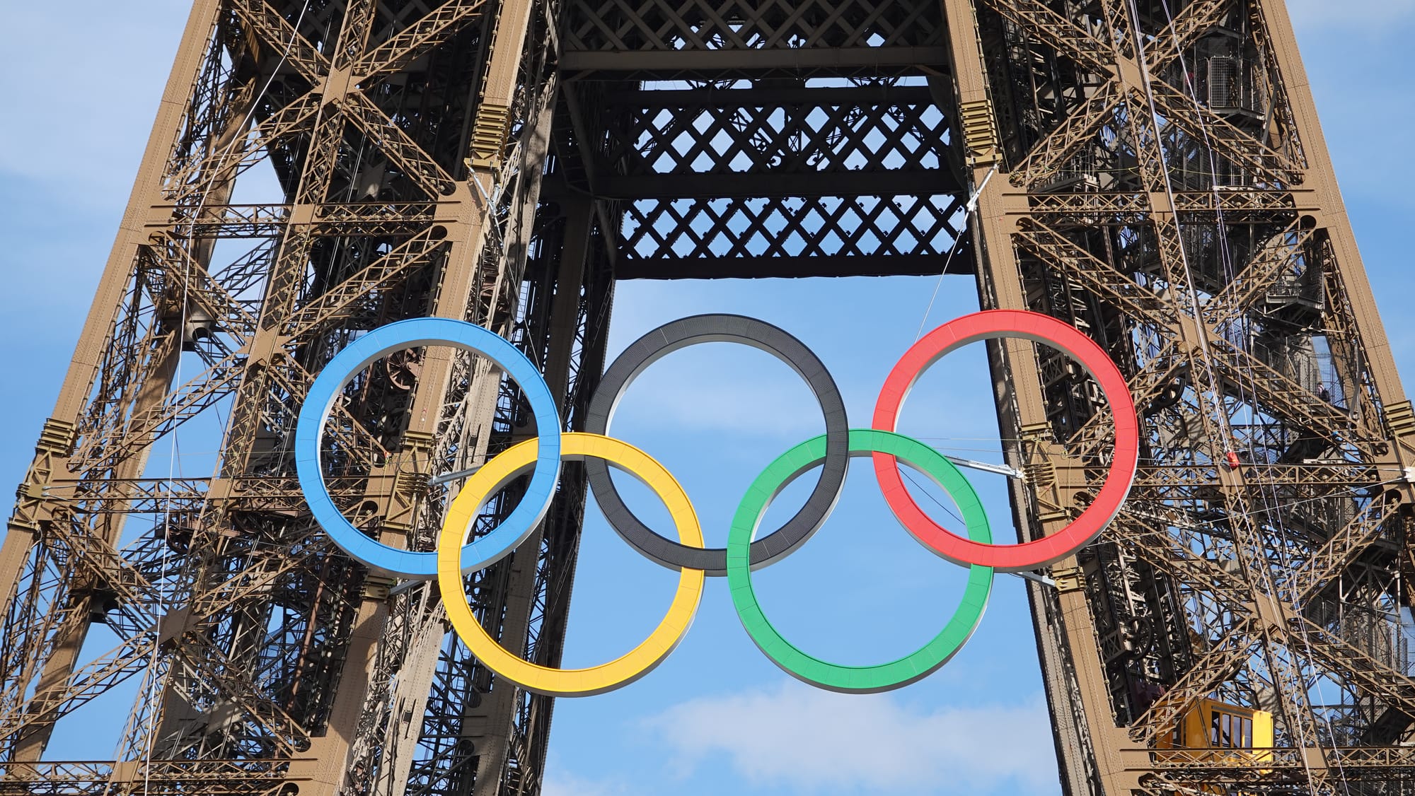 JO-2030 : la ministre des Sports rejette l’accusation de « choix politicien » sur le dossier Nice-Lyon