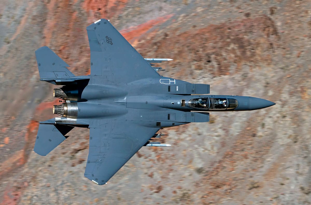 Washington soupçonne l’emploi d’un missile chinois contre son F-15 abattu en Iran