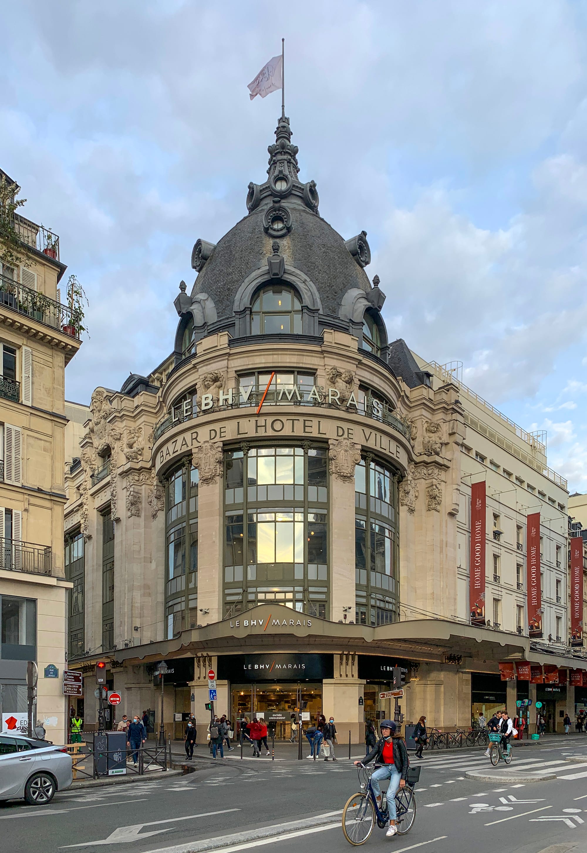 Le BHV Marais change de main et rompt avec Shein