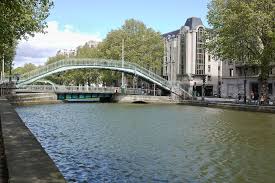 Paris ouvre la baignade au canal Saint-Martin dès le 17 juin face aux fortes chaleurs