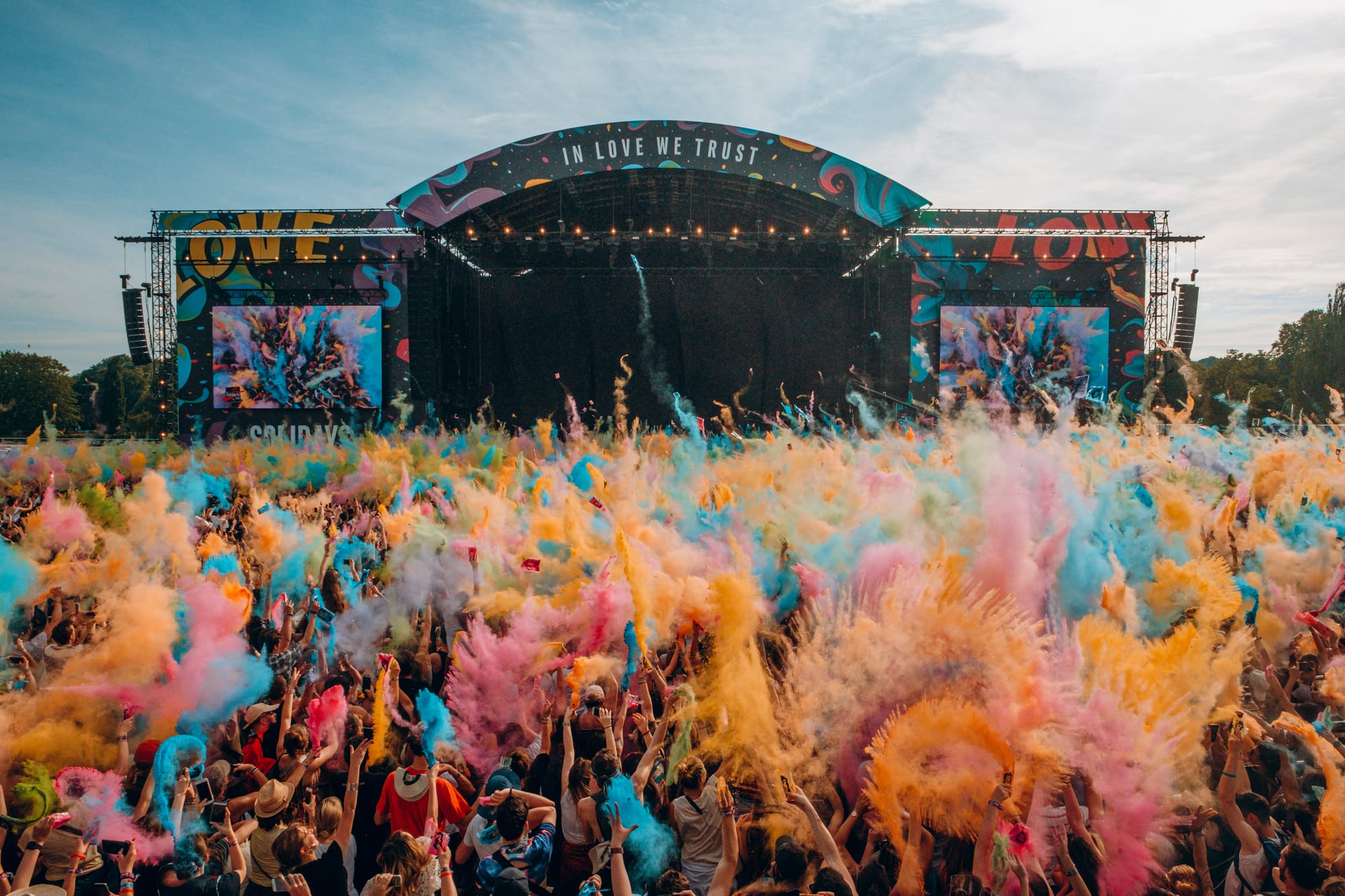 Canicule à Paris : Solidays et la Marche des fiertés annulés à la demande de la préfecture