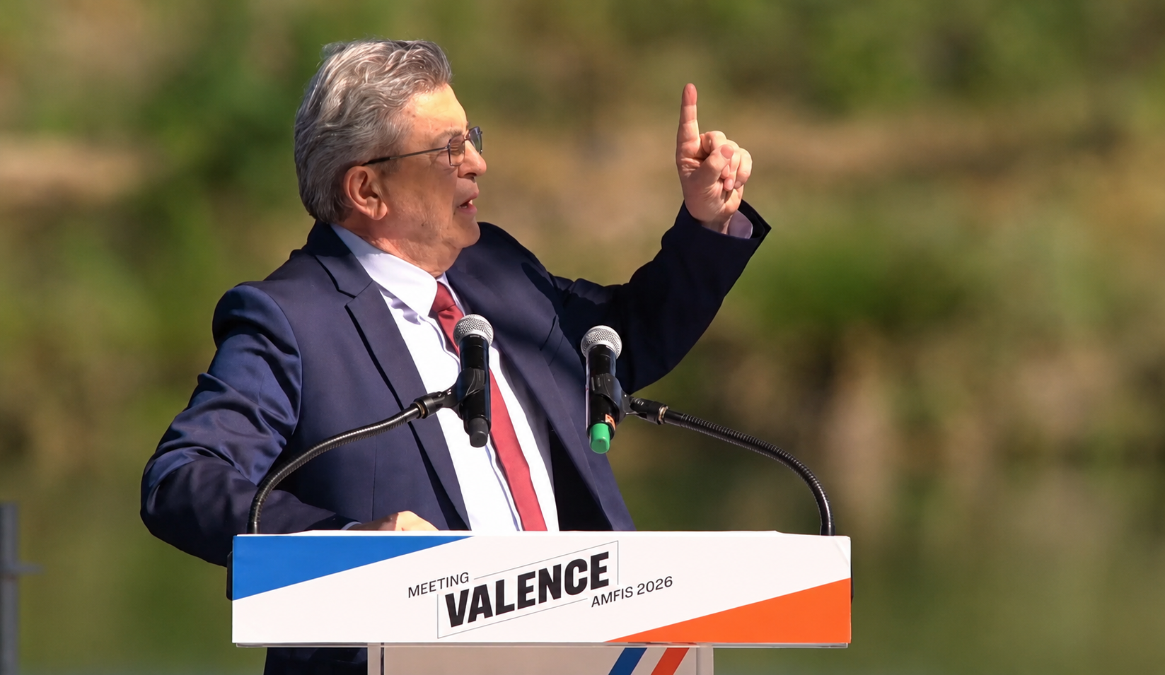 AMFIS 2026 : Mélenchon entre en campagne et promet une VIe République écologique, sociale et populaire