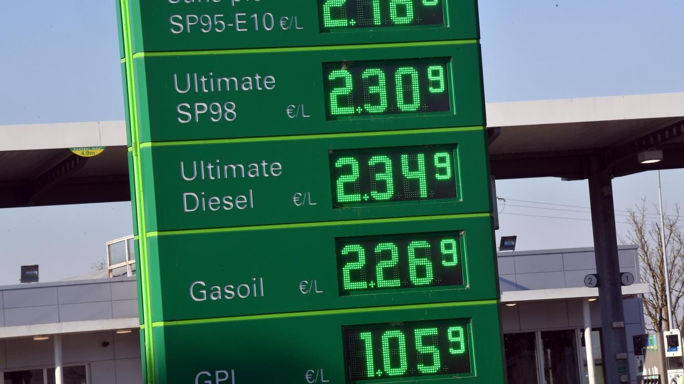 Carburants : le gouvernement refuse toute baisse de taxe malgré la hausse des prix