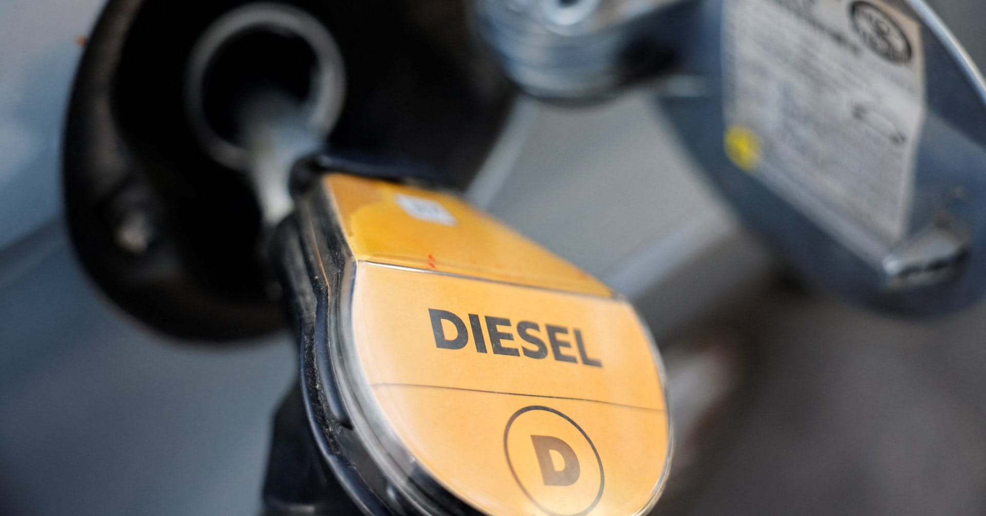 Le G7 veut baisser le prix du diesel. Un vœux pieux ?
