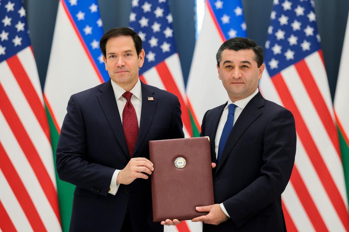 L’Ouzbékistan et les États-Unis scellent 54 accords pour 12 milliards de dollars